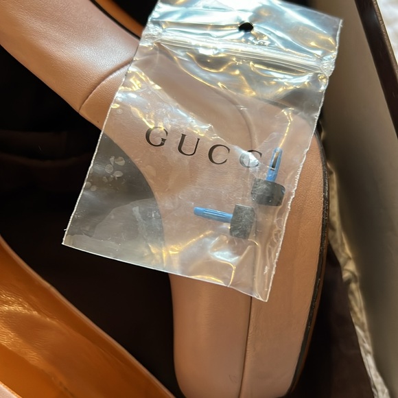Gucci shoes. Very comfortable high heels   Worn twice. - Picture 4 of 4